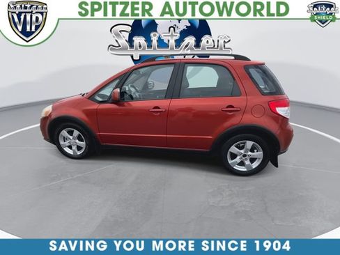 Used 2011 Suzuki SX4 AWD Hatchback image 6