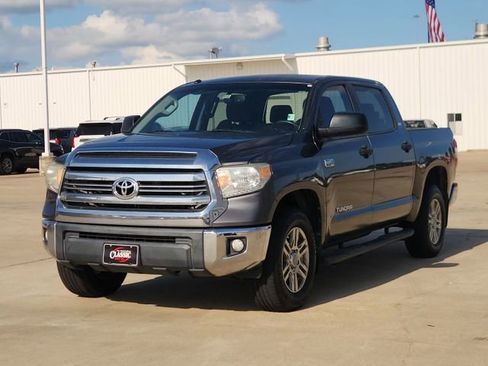 Used 2016 Toyota Tundra SR5 w/ SR5 Upgrade Package RWD image 3