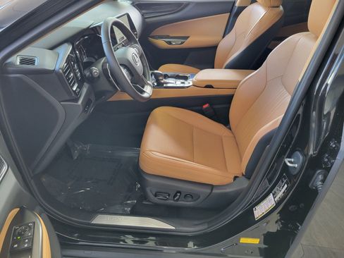 Certified 2026 Lexus NX 350 AWD w/ Accessory Package (Z2) image 11