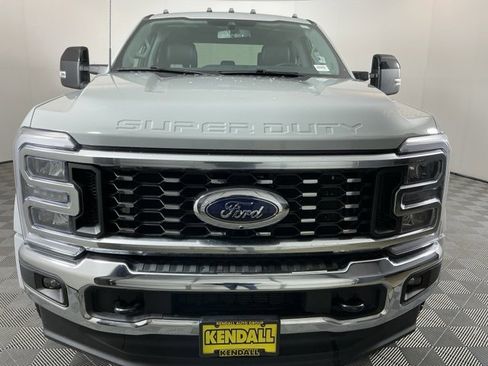 Certified 2025 Ford F450 Lariat w/ FX4 Off-Road Package image 2