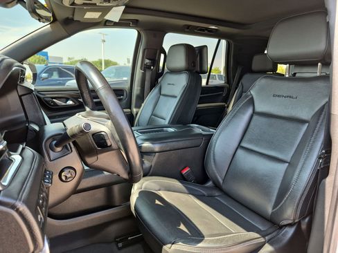 Used 2021 GMC Yukon Denali w/ Denali Premium Package AWD/4WD image 26