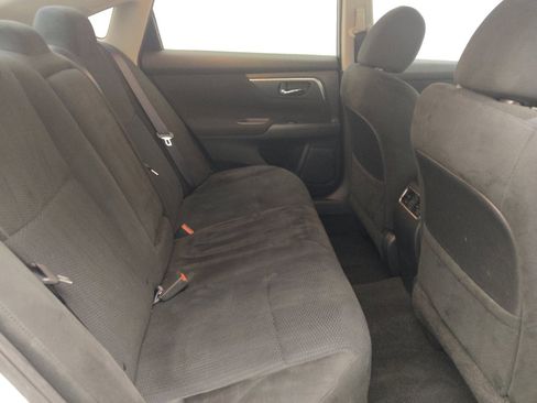 Used 2015 Nissan Altima 2.5 SV w/ Convenience Package FWD image 19