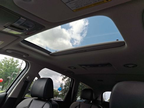 Used 2024 Kia Telluride S w/ S Sunroof Package AWD/4WD image 13