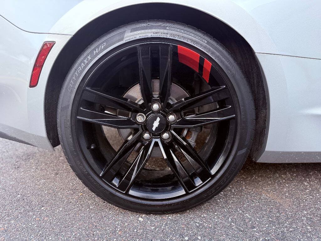 Used 2018 Chevrolet Camaro LT w/ Redline Edition RWD image 22