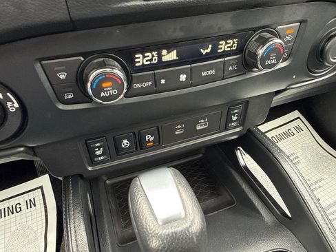 Used 2022 Nissan Frontier PRO-4X AWD/4WD image 34