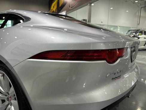 Used 2015 Jaguar F-TYPE S RWD image 32