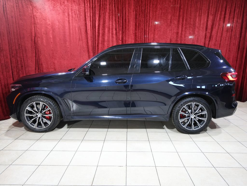 Used 2021 BMW X5 xDrive40i w/ M Sport Package AWD/4WD image 4
