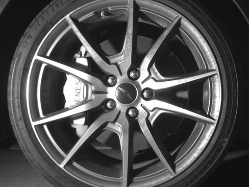 Used 2025 Genesis G70 2.5T image 13