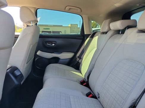 Certified 2023 Honda HR-V LX image 11