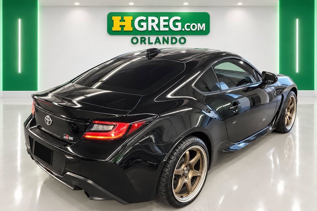 Used 2023 Toyota GR86 w/ ALL Weather Mat Package (TMS) RWD image 6