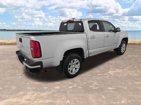 Used 2018 Chevrolet Colorado LT w/ LT Convenience Package RWD image 4