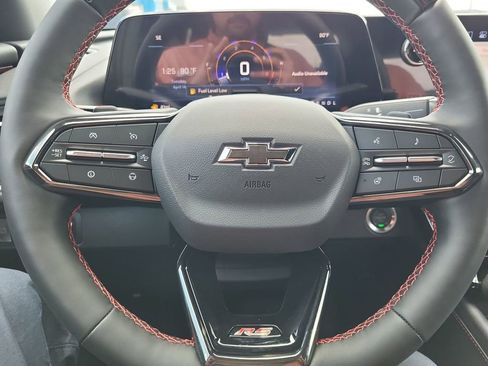 New 2026 Chevrolet Traverse RS w/ LPO, Floor Liner Package FWD image 11