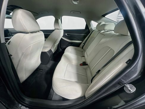 Used 2025 Hyundai Sonata SEL FWD image 26