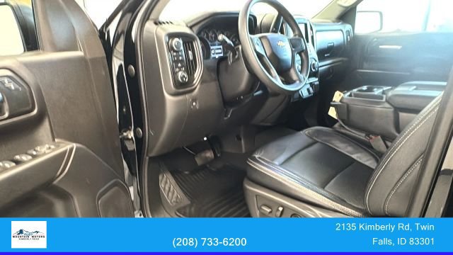 Used 2022 Chevrolet Silverado 1500 Custom AWD/4WD image 13