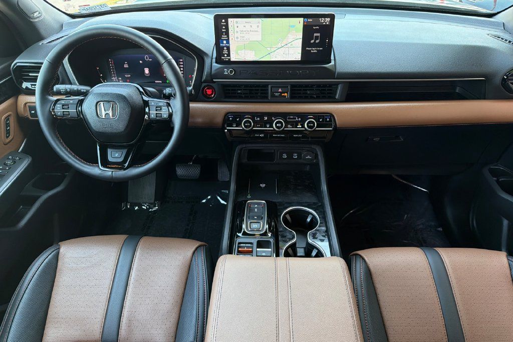 Used 2026 Honda Passport TrailSport Elite image 9