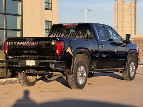 Used 2021 GMC Sierra 3500 Denali w/ Denali Ultimate Package image 5