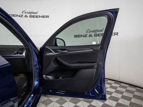 Used 2024 BMW X4 xDrive30i w/ M Sport Package image 17