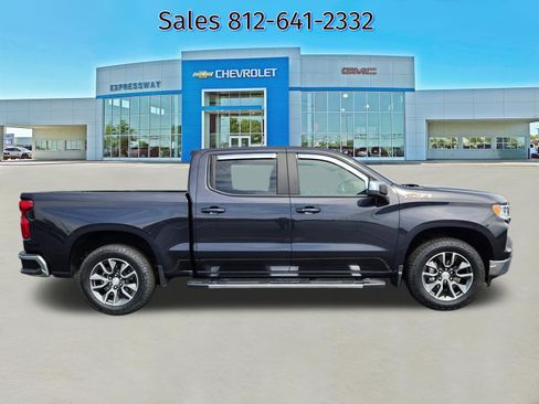 Used 2024 Chevrolet Silverado 1500 LT AWD/4WD image 8