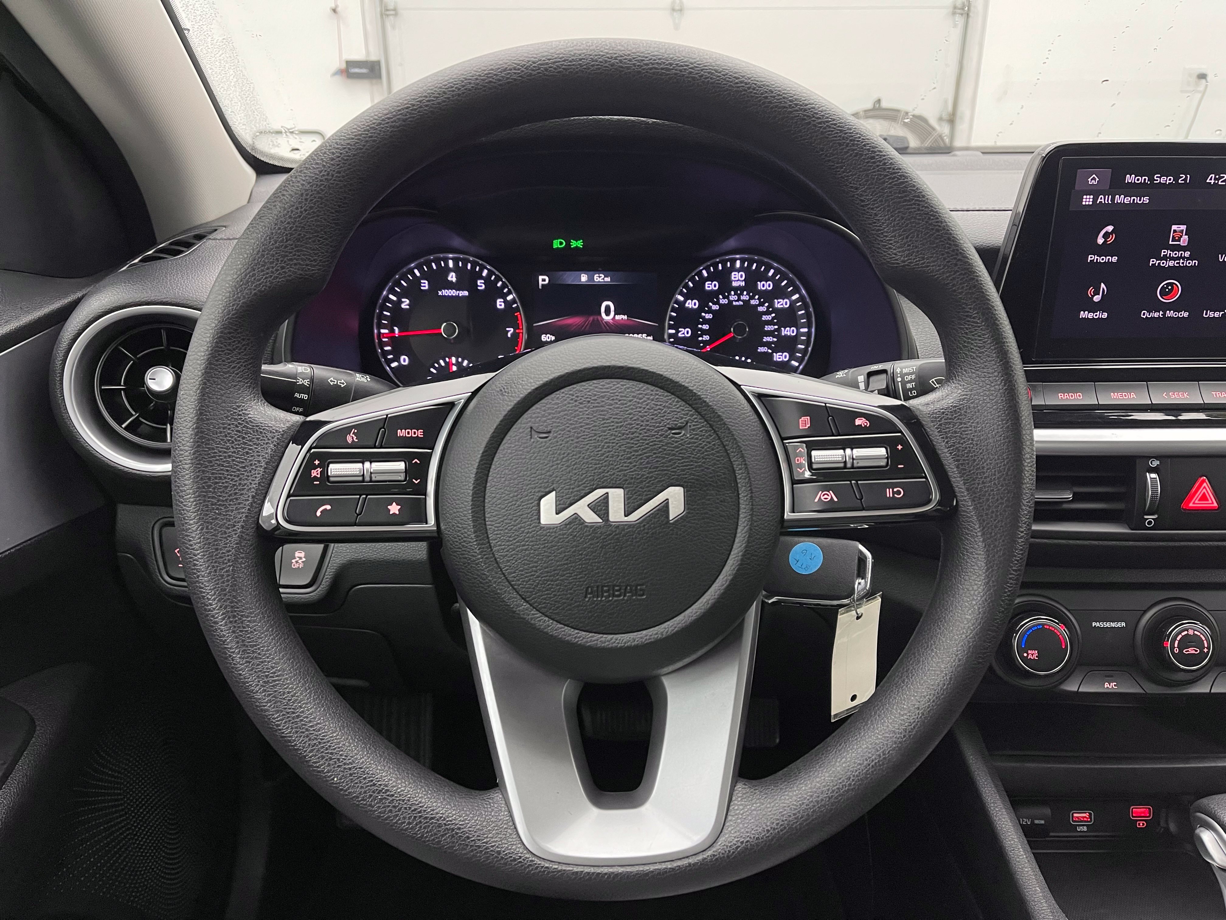 Used 2024 Kia Forte LXS FWD image 17