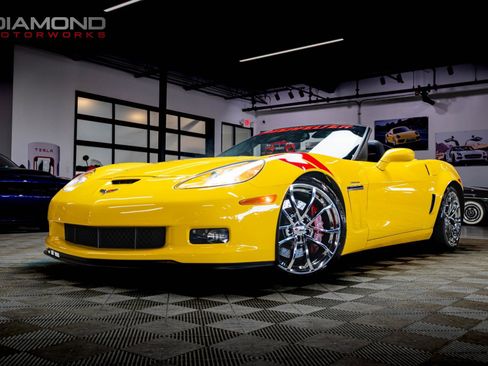 Used 2011 Chevrolet Corvette Grand Sport w/ Preferred Equipment Group image 1