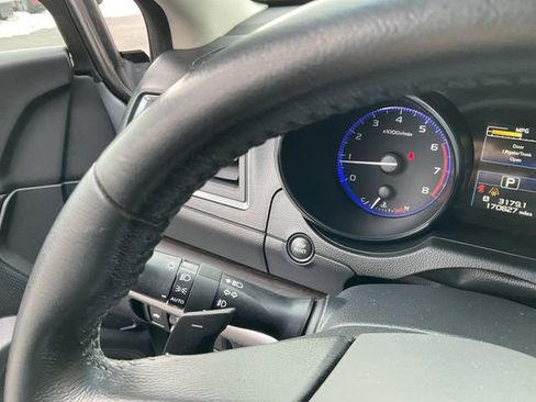 Used 2015 Subaru Legacy 2.5i Limited image 20