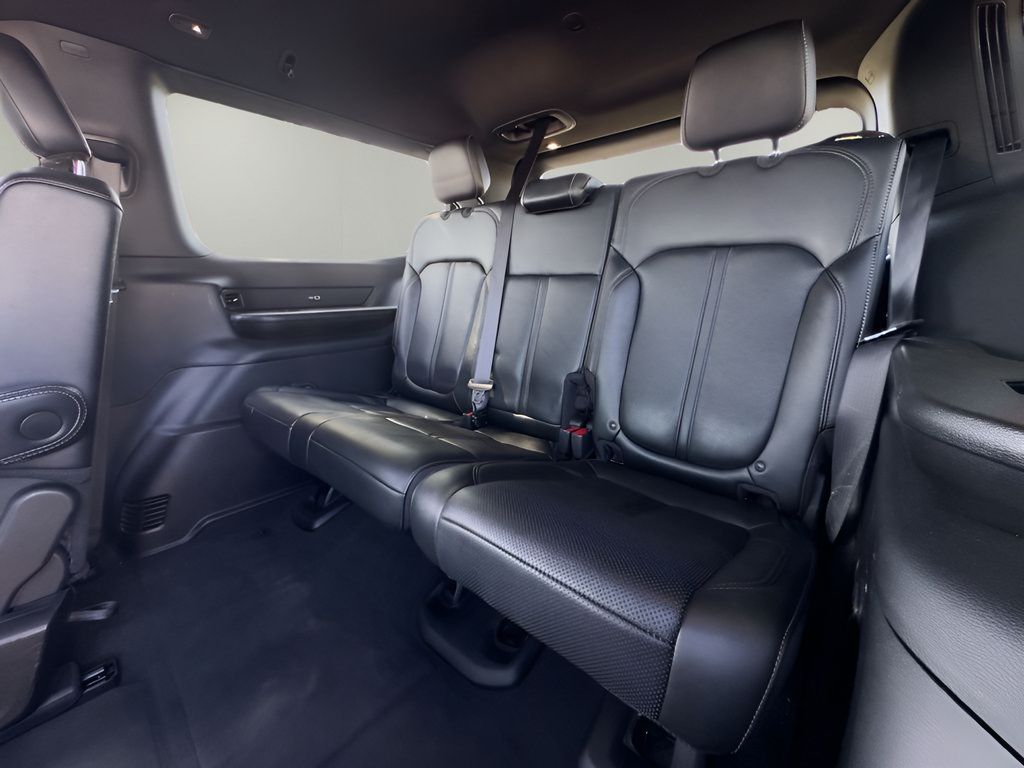 Used 2024 Jeep Wagoneer Series II AWD/4WD image 23