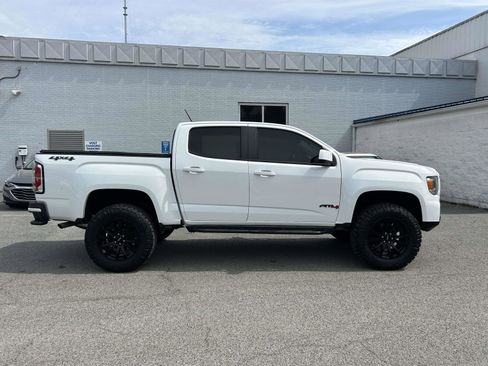 Used 2022 GMC Canyon Elevation w/ Trailering Package AWD/4WD image 2