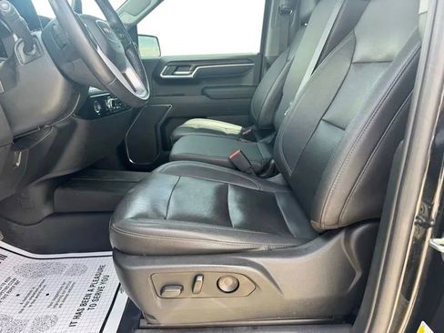 Used 2022 GMC Sierra 1500 SLT w/ X31 Off-Road Package AWD/4WD image 11