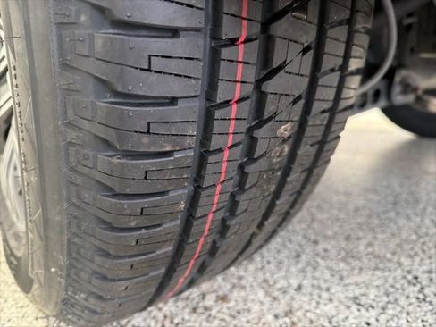 Used 2024 Jeep Wagoneer L Series II w/ Flexible Seating Group image 40