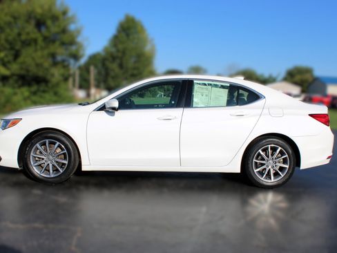 Used 2018 Acura TLX image 10
