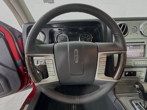 Used 2009 Lincoln MKZ image 11