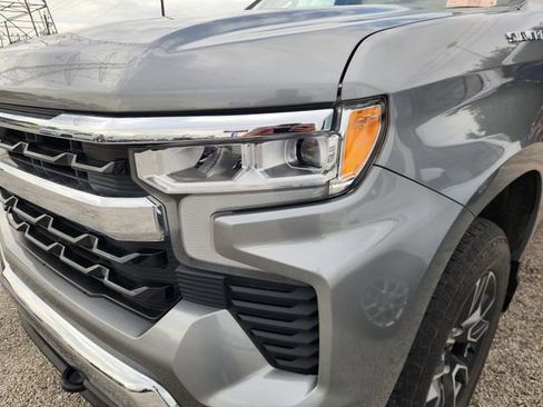 Used 2023 Chevrolet Silverado 1500 LT image 6