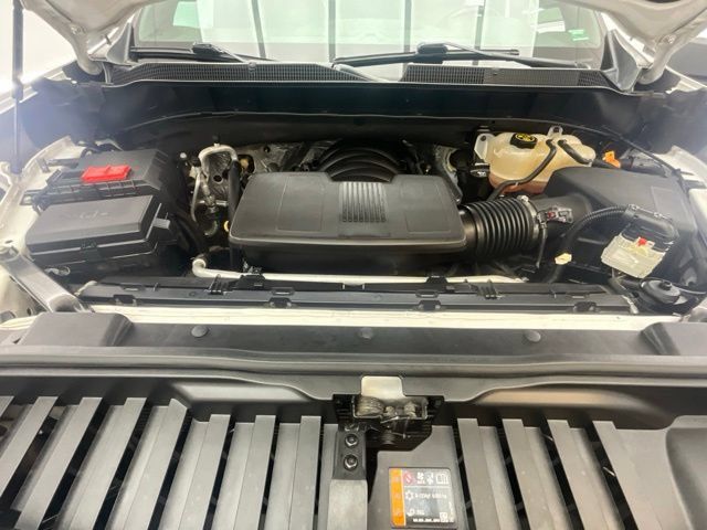 Used 2019 Chevrolet Silverado 1500 LTZ w/ LTZ Premium Package AWD/4WD image 30