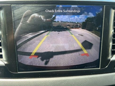 Certified 2019 Chrysler Pacifica Touring-L Plus image 52