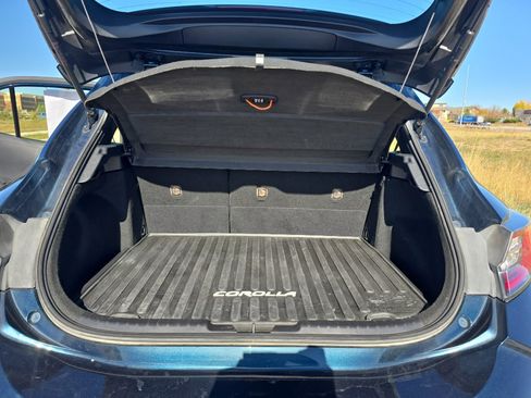 Used 2020 Toyota Corolla XSE image 30