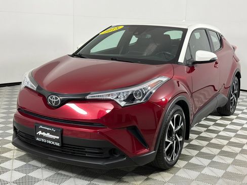Used 2018 Toyota C-HR XLE image 8