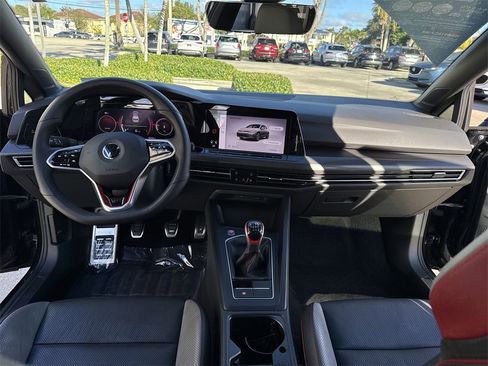 Used 2022 Volkswagen GTI SE image 37