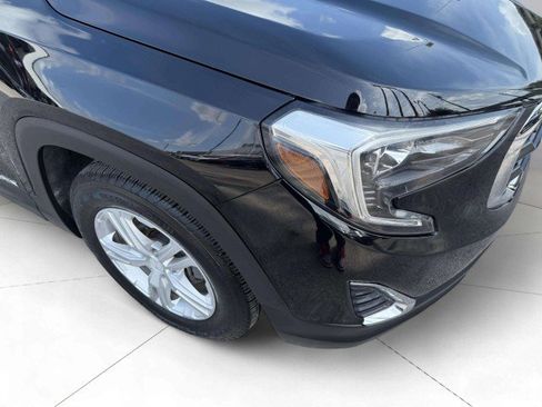 Used 2020 GMC Terrain SLE image 8