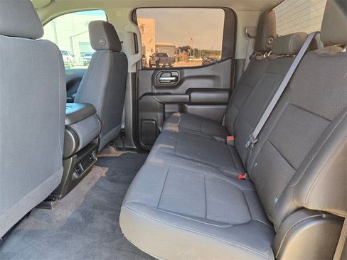 Used 2020 Chevrolet Silverado 1500 Custom w/ Custom Value Package image 14