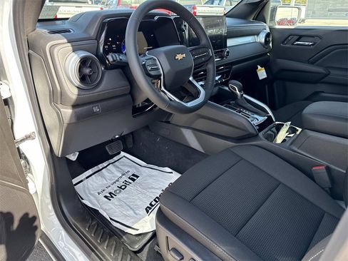 New 2026 Chevrolet Colorado LT image 8