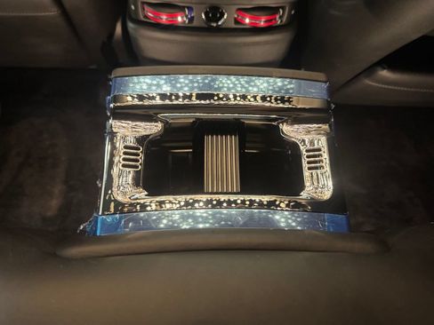 Used 2018 Rolls-Royce Ghost w/ Dynamic Package RWD image 45