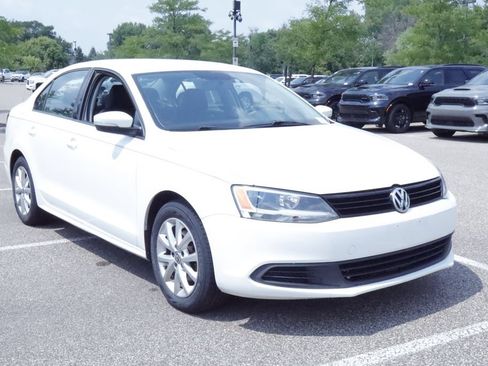 Used 2012 Volkswagen Jetta SE FWD image 7