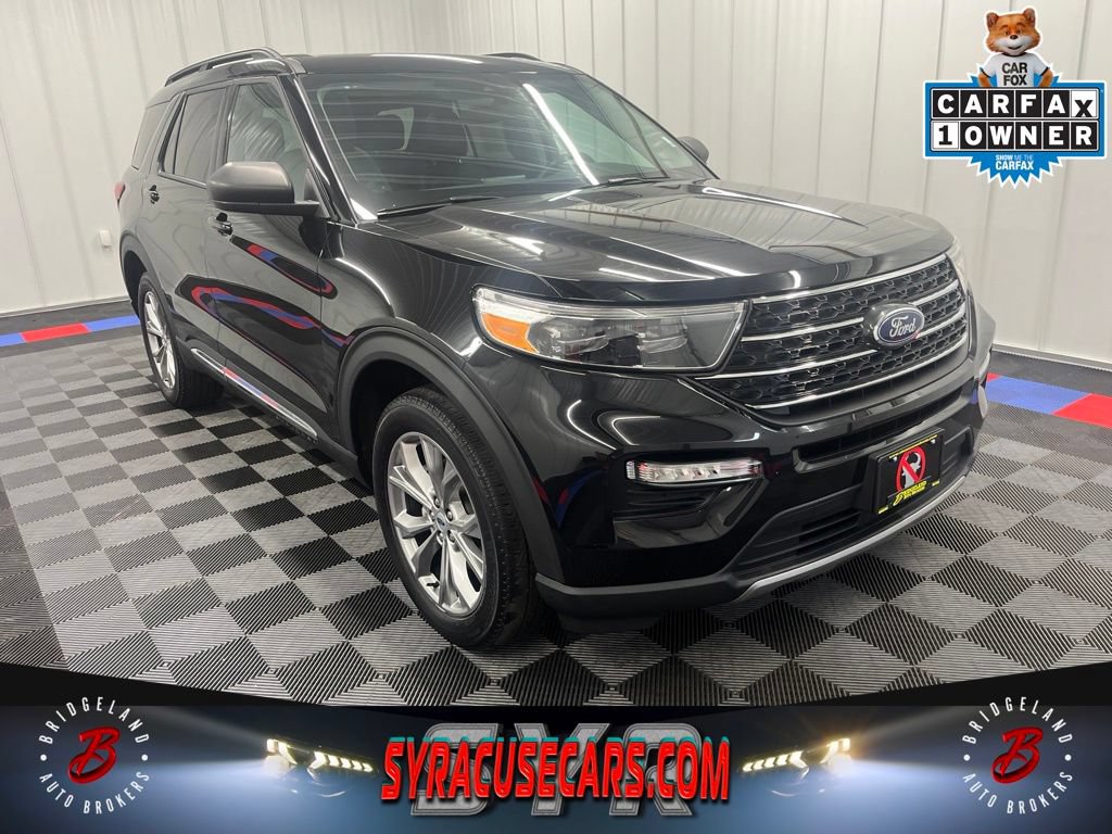 Used 2023 Ford Explorer XLT w/ Equipment Group 202A AWD/4WD image 1