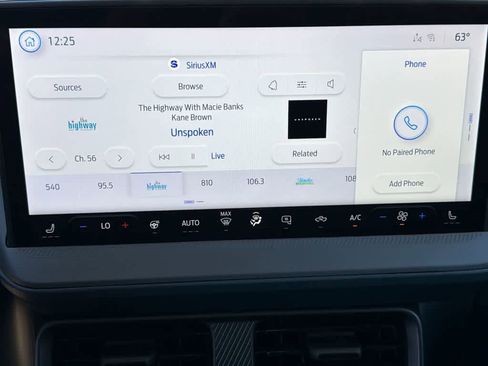 New 2026 Ford Maverick XLT w/ XLT Luxury Package AWD/4WD image 25