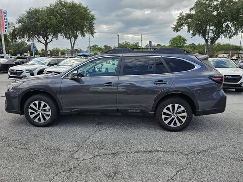 Certified 2025 Subaru Outback Premium AWD/4WD image 5