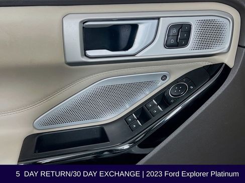 Used 2023 Ford Explorer Platinum w/ Technology Package AWD/4WD image 24