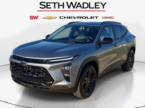New 2026 Chevrolet Trax ACTIV w/ Driver Confidence Package FWD image 3