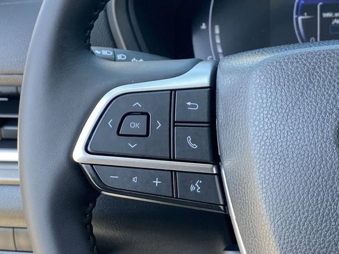 Certified 2025 Toyota Grand Highlander FWD image 27