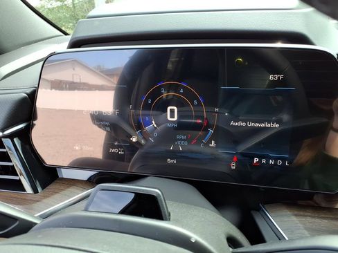 New 2026 Chevrolet Tahoe High Country AWD/4WD image 34