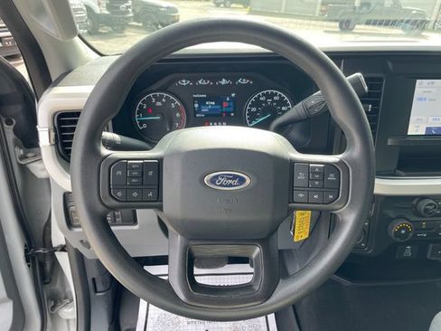 Used 2026 Ford F350 XLT w/ 360-Degree Camera Package AWD/4WD image 17
